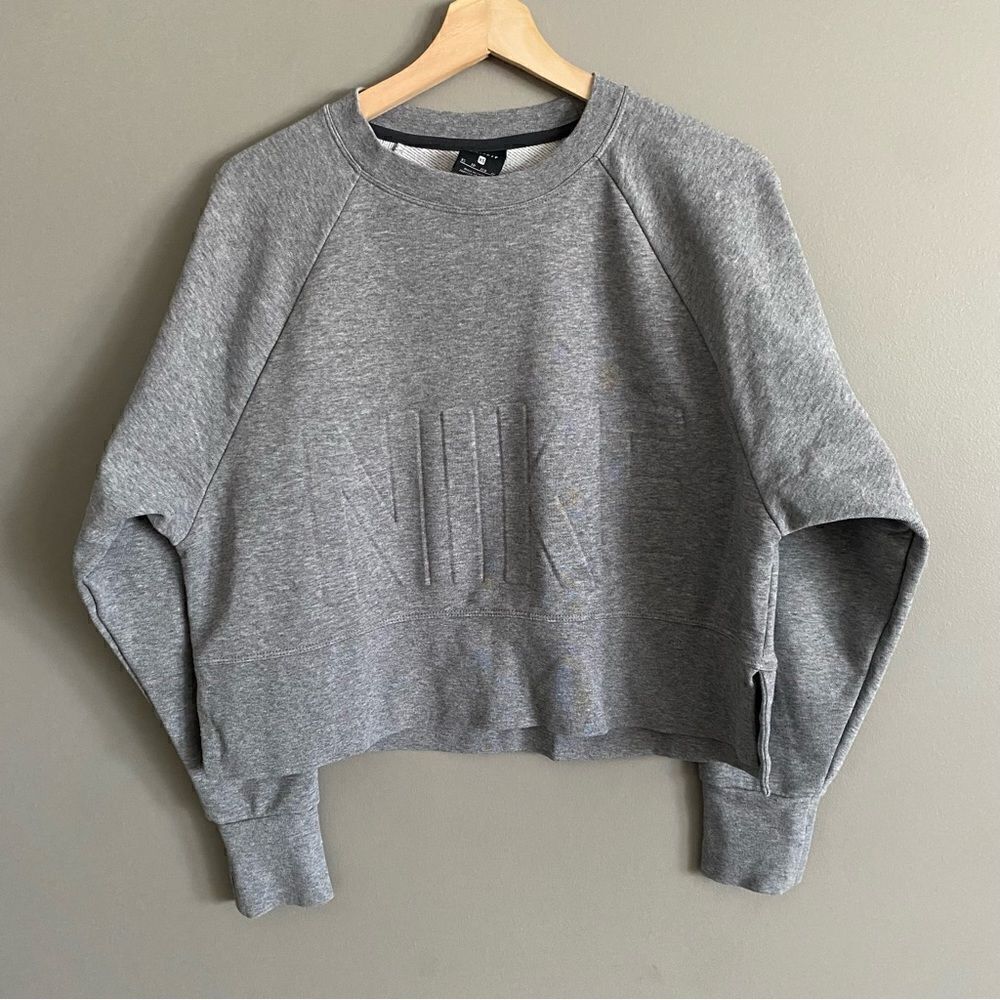 Nike Dri-FIT Grey Cropped Sweatshirt | Puff Logo | Women’s‎ XS